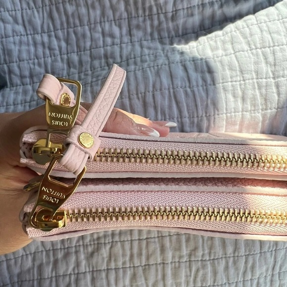 Pink Louis Vuitton Double Zip Pouchette Limited Edition - Picture 6 of 7